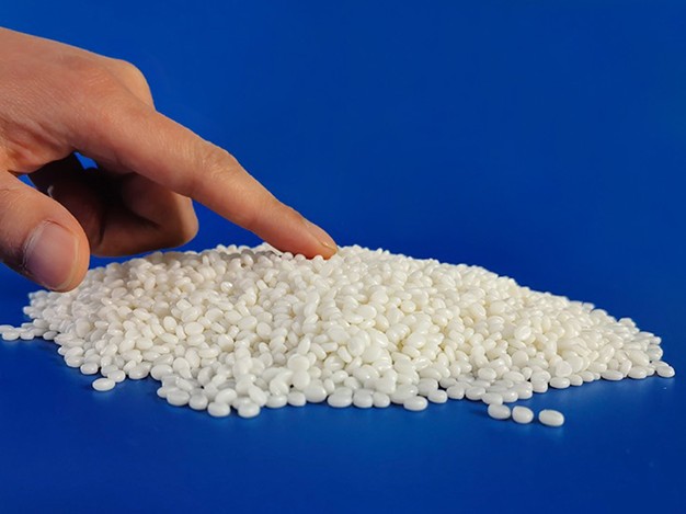 Guide pratique de sélection des sacs compostables&nbsp;: adapter le choix du matériau à la température, aux contraintes de manipulation et au flux d'élimination.